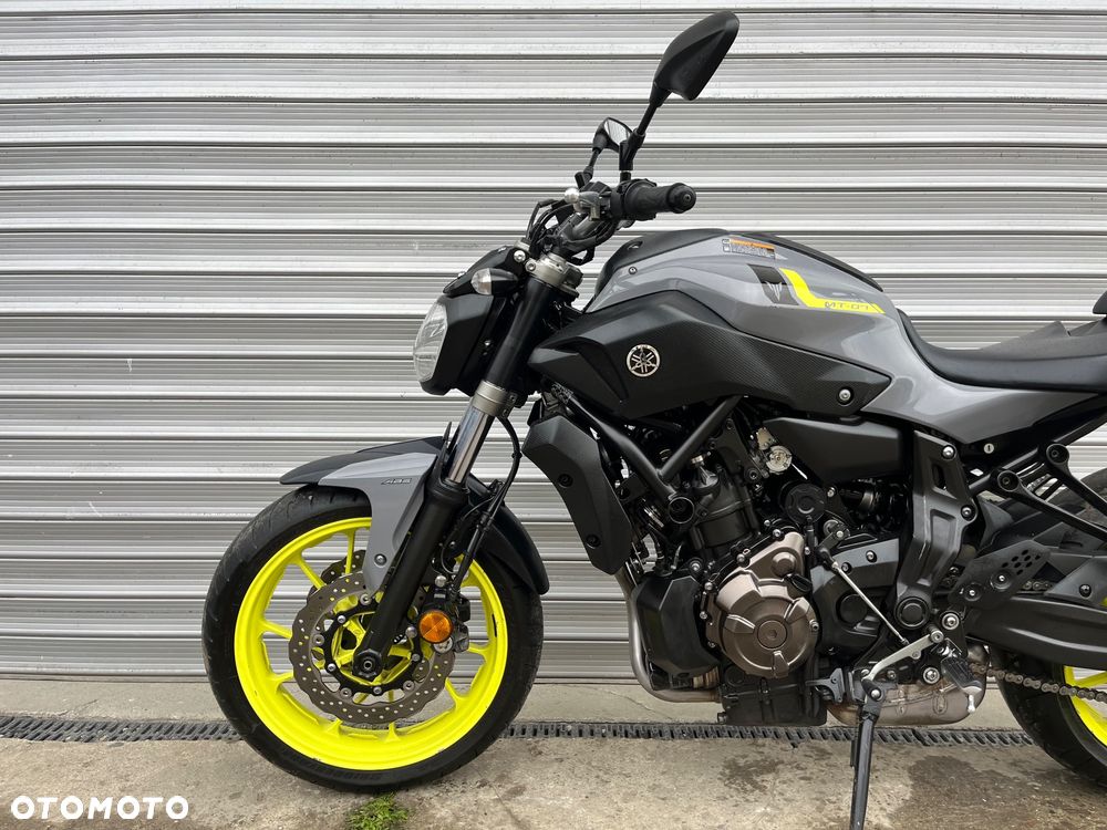 Yamaha MT - 3