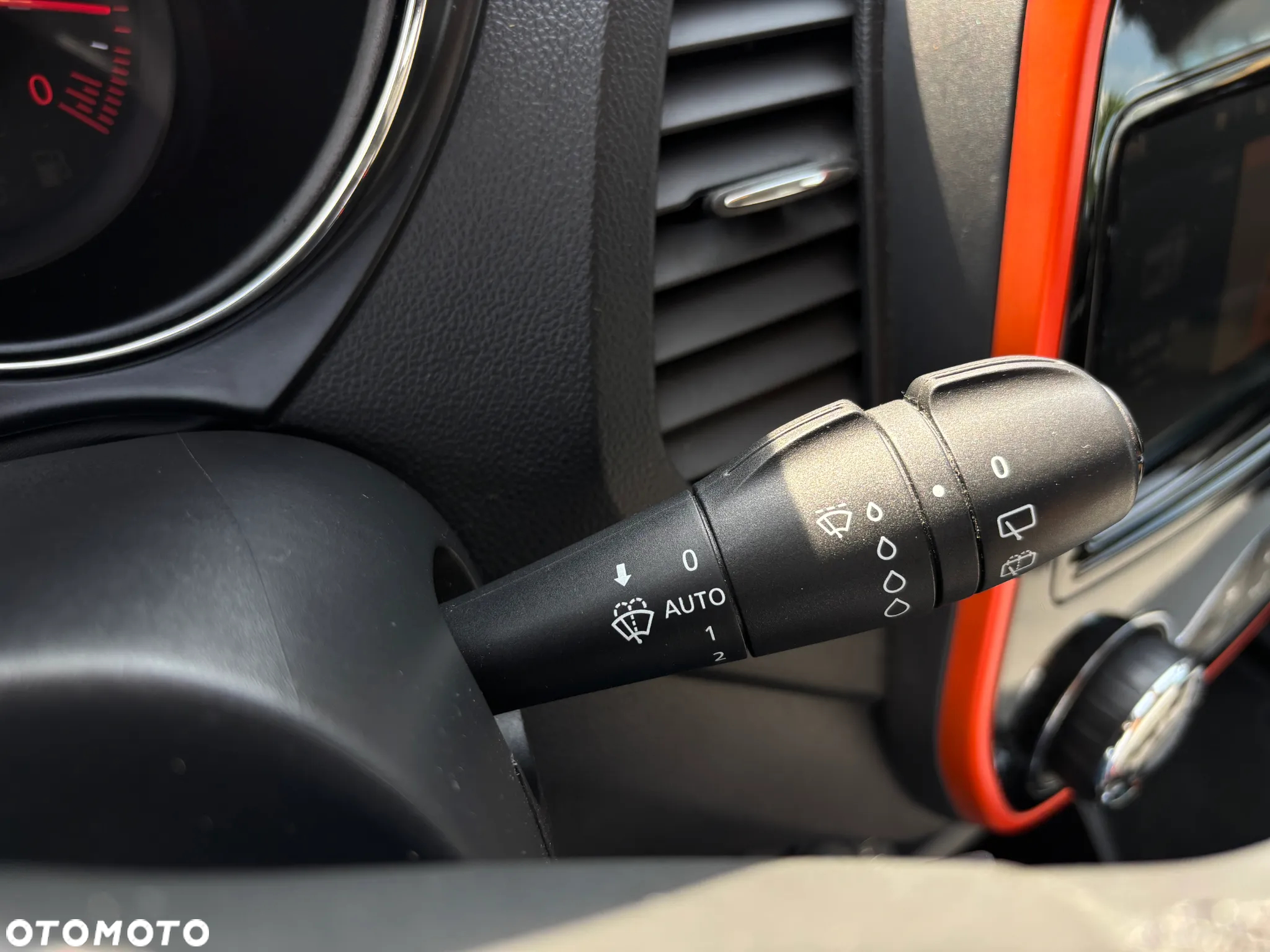 Renault Captur 1.2 Energy TCe Limited EDC - 13