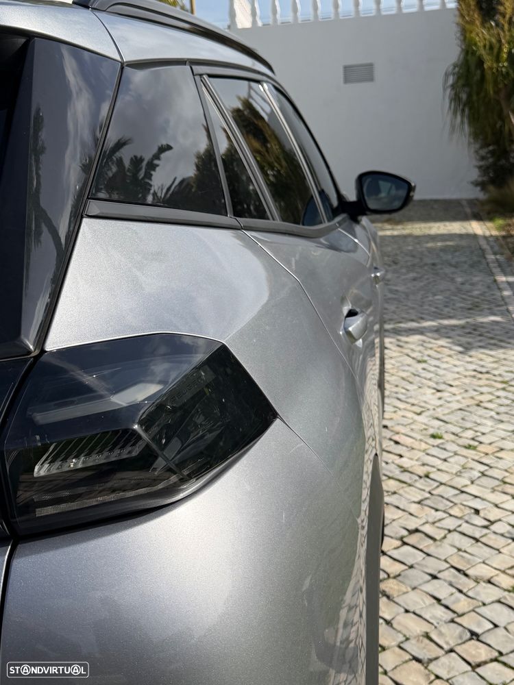 Peugeot 2008 1.2 PureTech Allure - 6