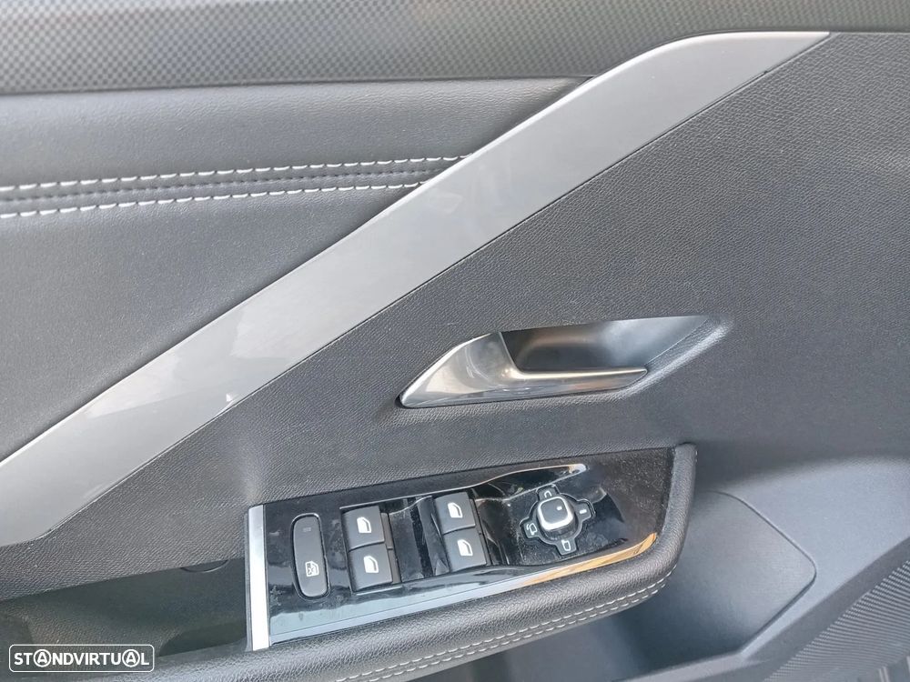 Opel Astra Sports Tourer 1.2 T GS - 6