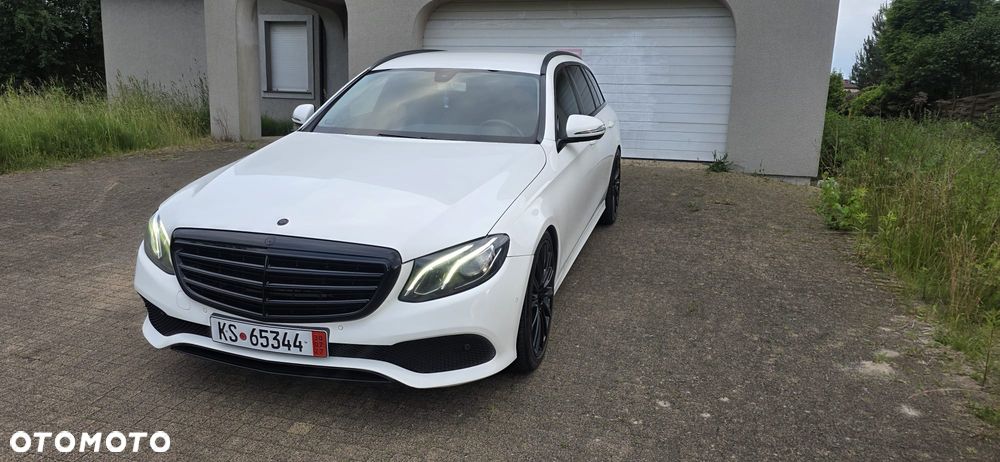 Mercedes-Benz Klasa E 220 d Business Edition 9G-TRONIC - 3