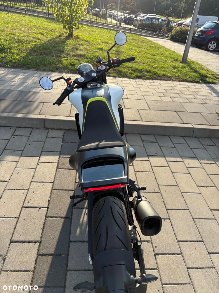 Husqvarna Vitpilen - 5