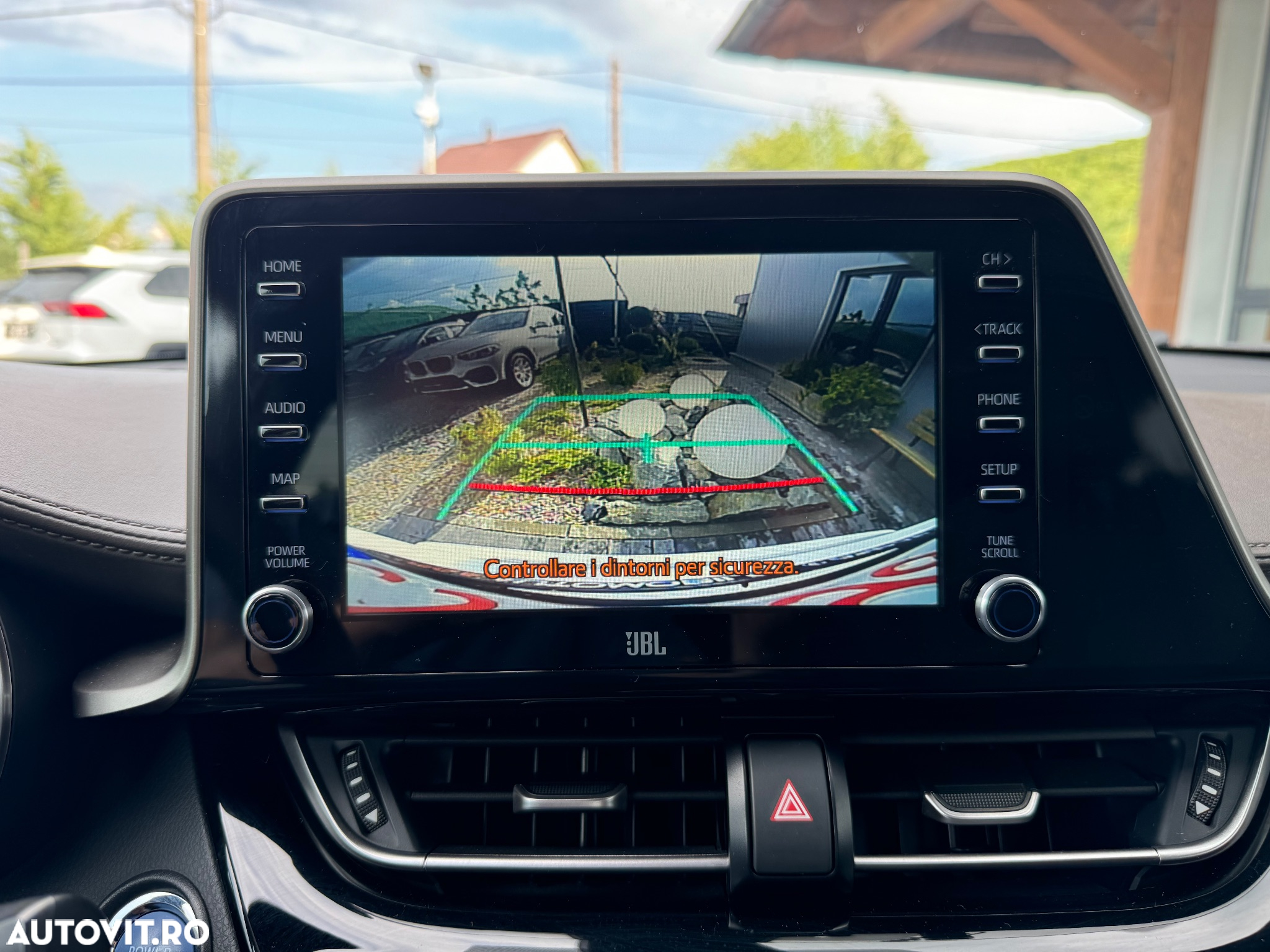 Toyota C-HR 1.8 Hybrid Black&White - 29