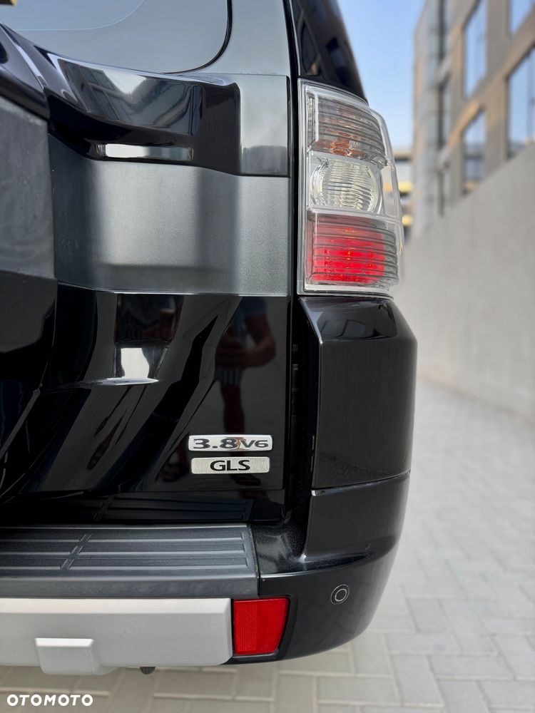 Mitsubishi Pajero 3.2 DID Limited Edition Tech - 14