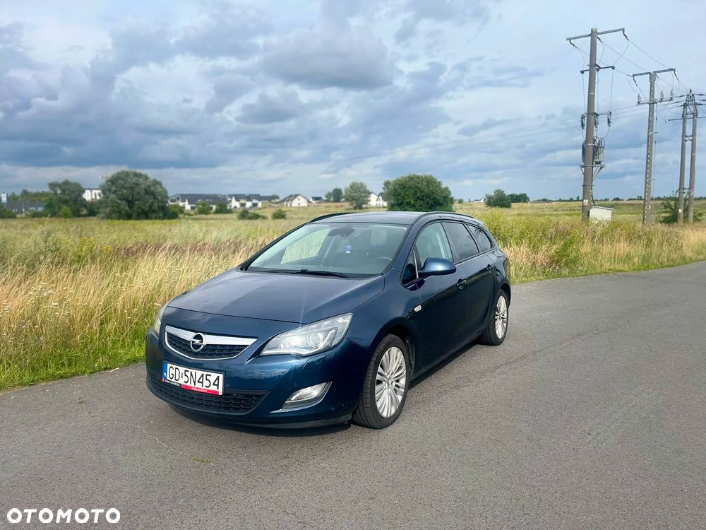 Opel Astra 1.4 T Executive - 4