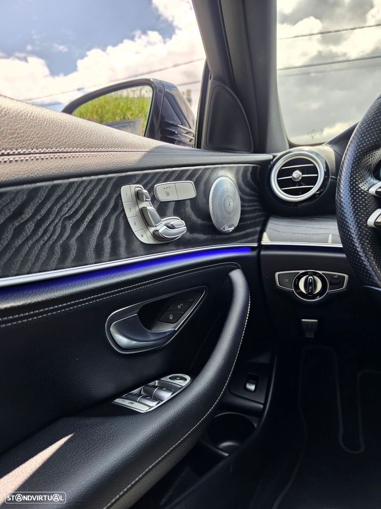 Mercedes-Benz E 300 de AMG Line 4Matic - 27