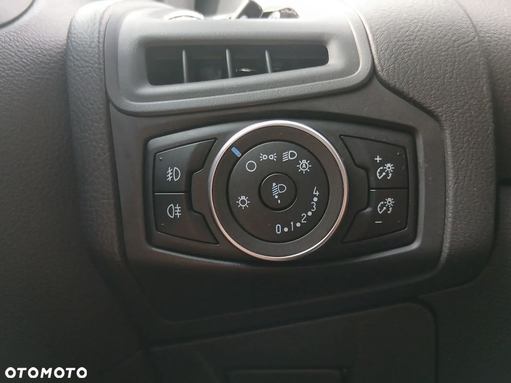 Ford Focus 2.0 TDCi SYNC Edition ASS - 13