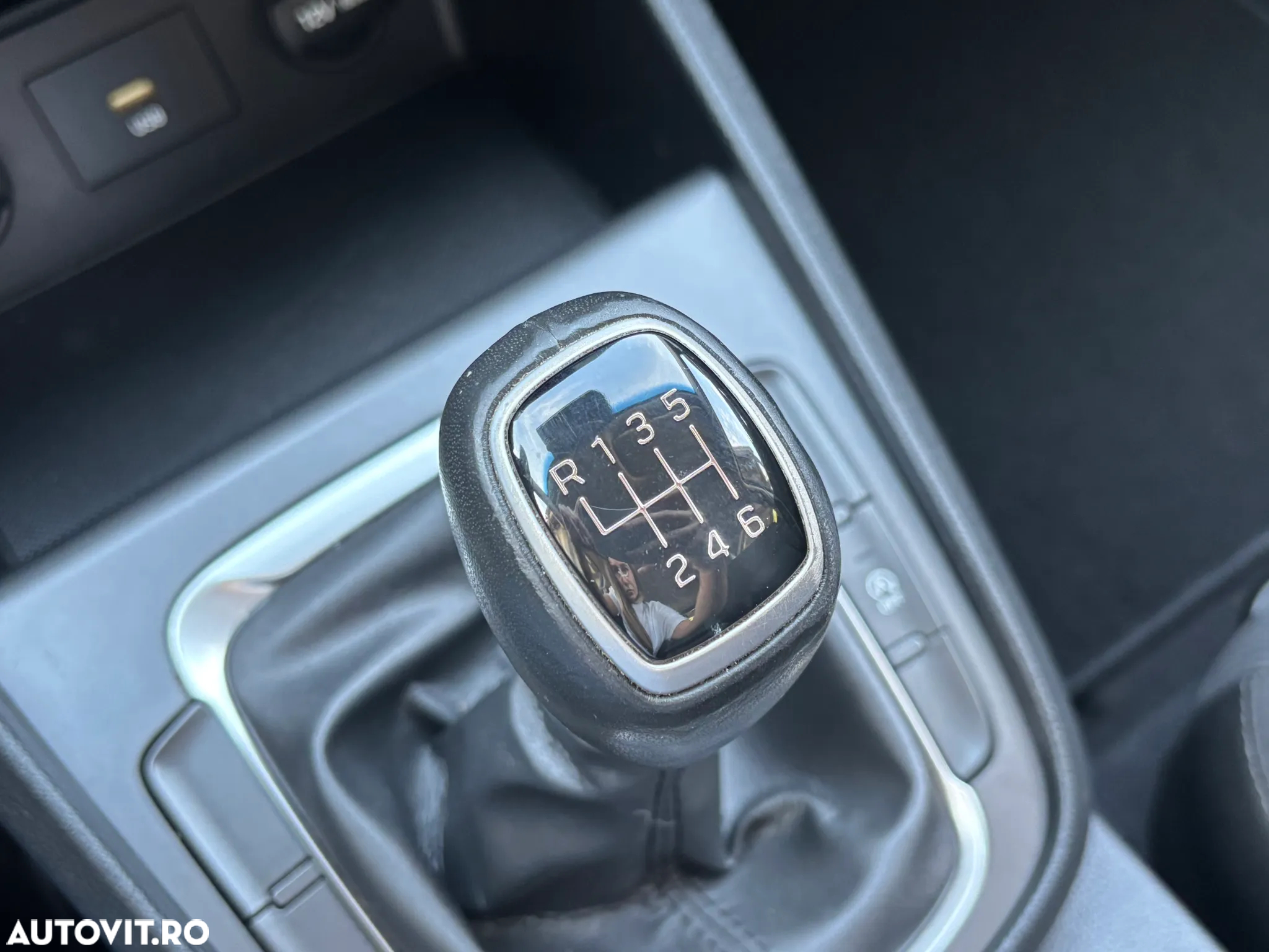 Hyundai KONA - 29