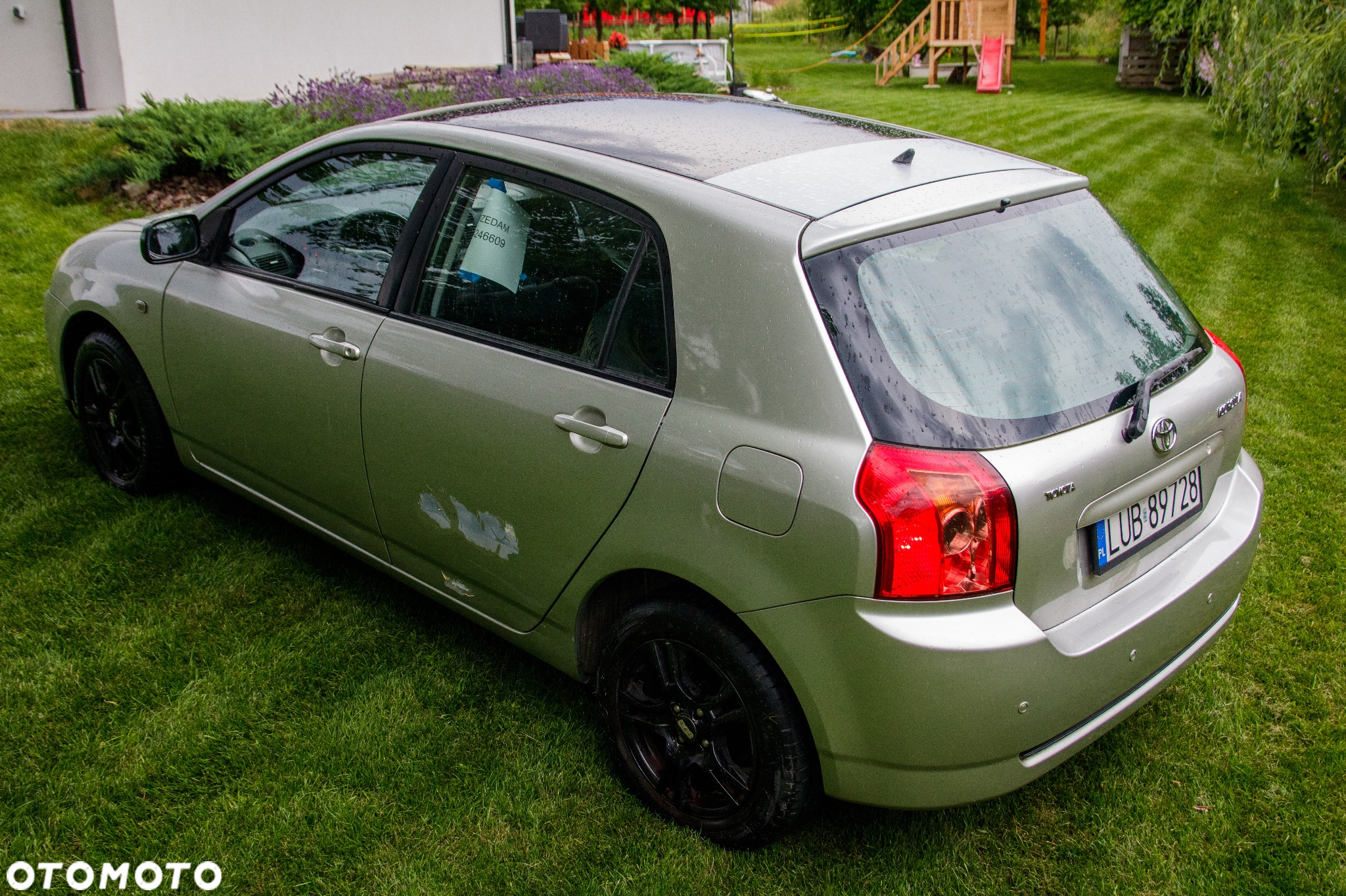 Toyota Corolla - 14