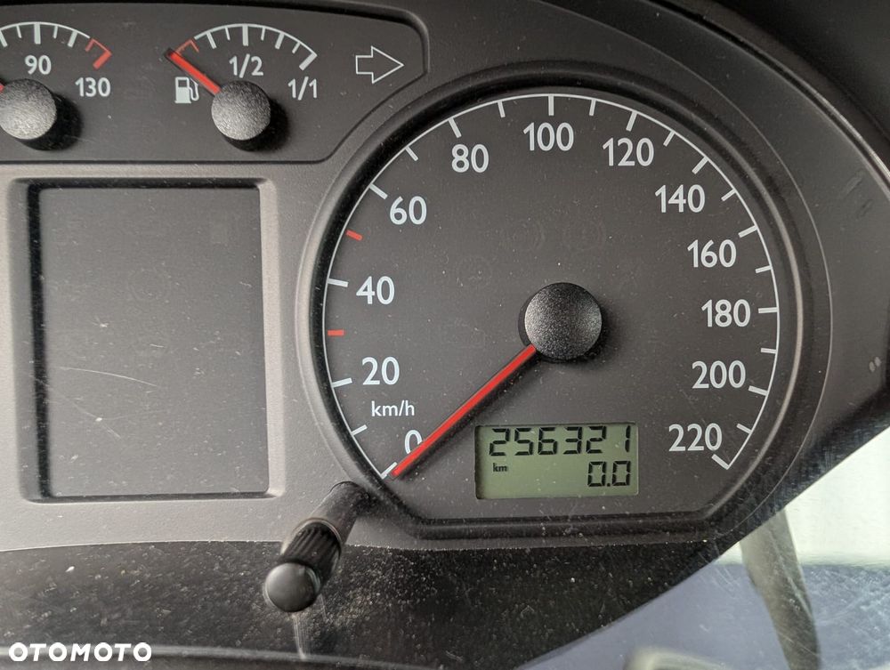 Volkswagen Polo 1.9 TDI - 23