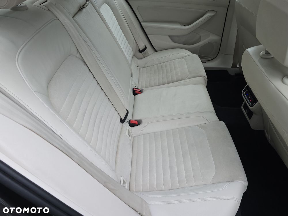 Volkswagen Passat 1.8 TSI BMT Highline DSG - 14