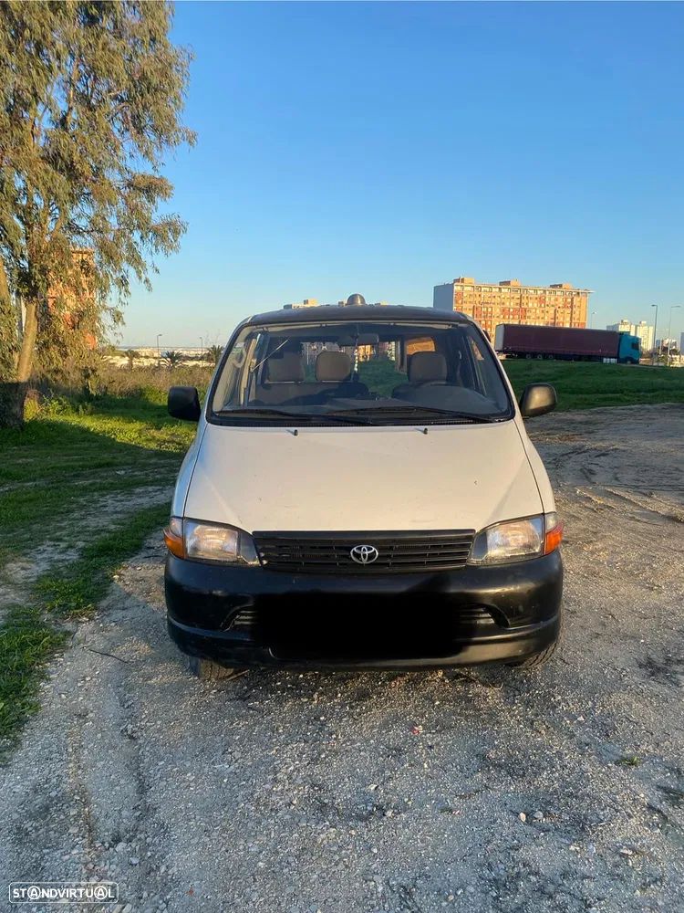 Toyota HiAce 2.5 D-4D Service 2.8T - 14