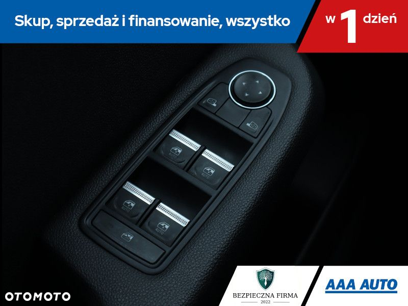 Renault Clio - 17