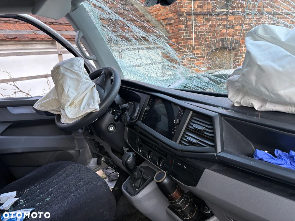 Volkswagen Transporter - 13