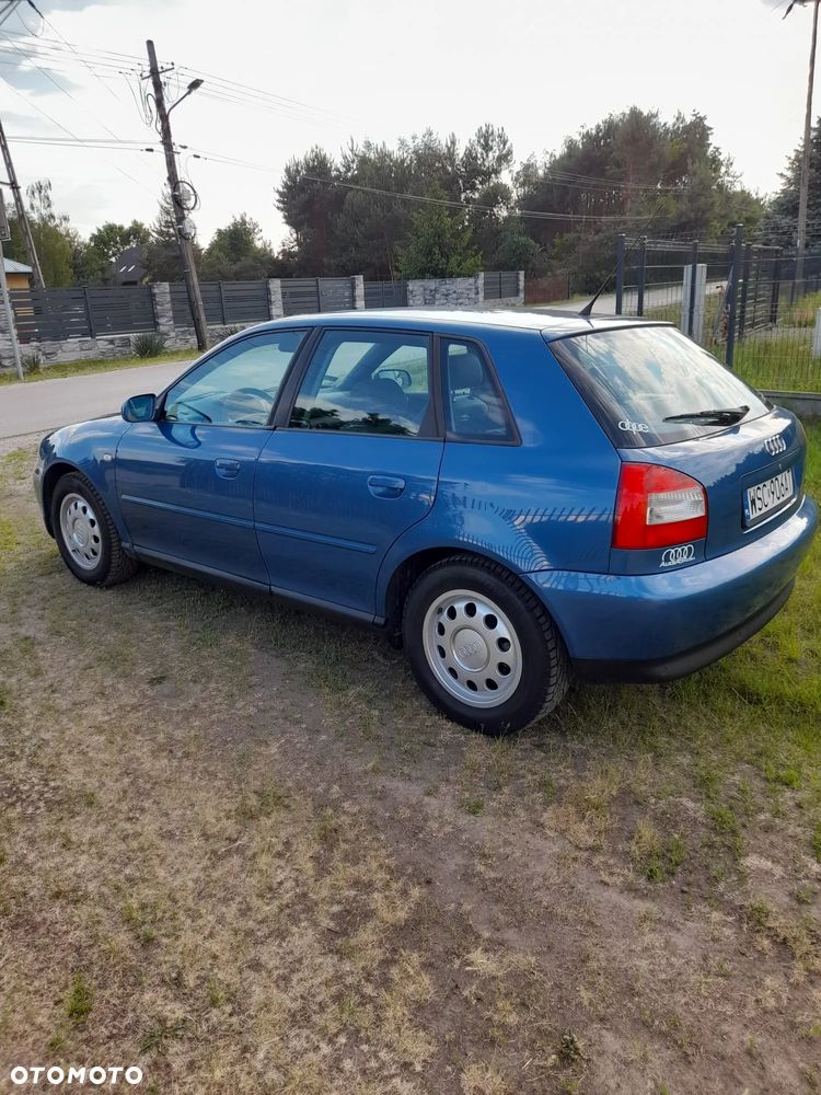 Audi A3 Sportback - 4