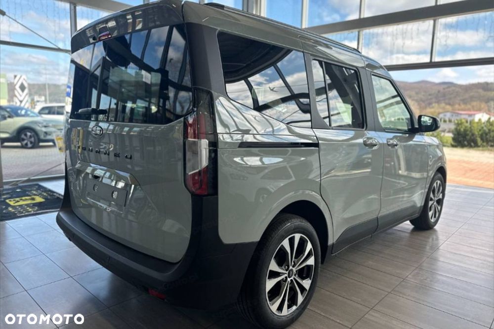 Ford Tourneo Courier - 8
