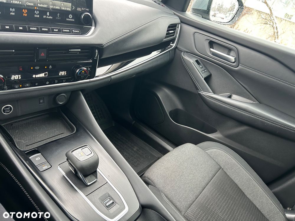 Nissan Qashqai 1.3 DIG-T MHEV N-Connecta Xtronic - 10