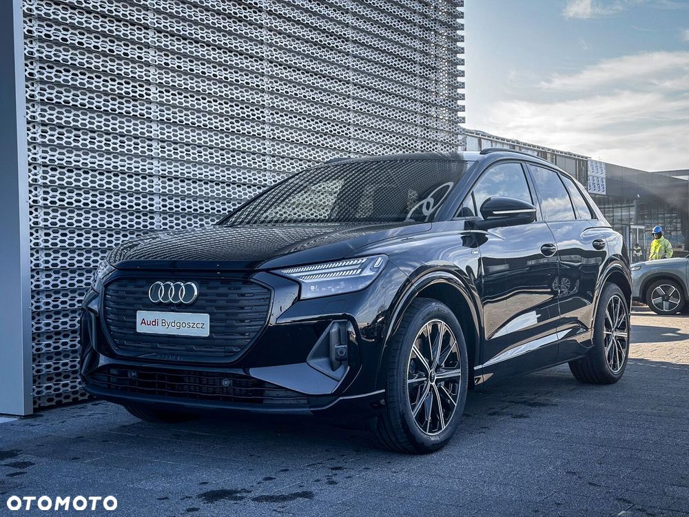 Audi Q4 e-tron - 2