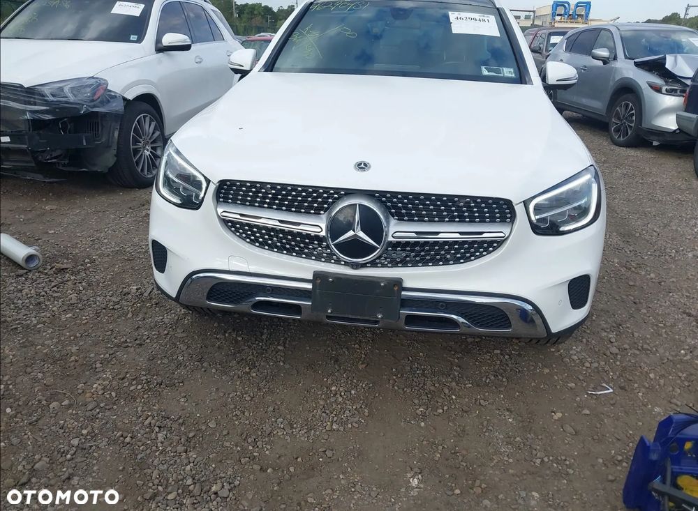 Mercedes-Benz GLC - 8