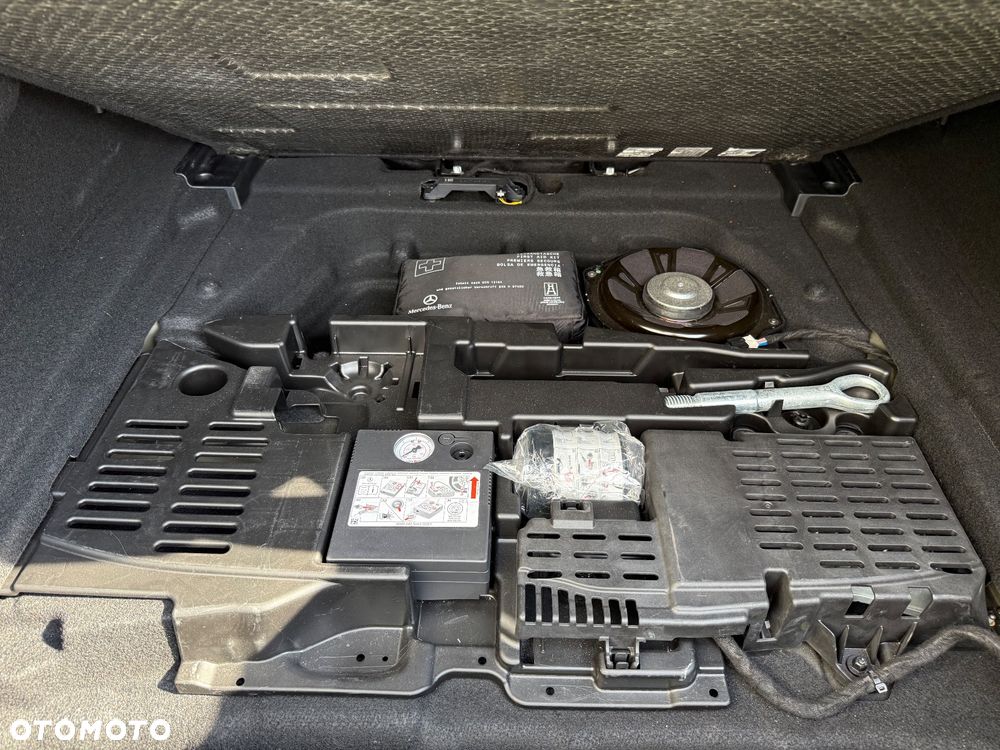 Mercedes-Benz CLA 200 AMG Line 7G-DCT - 26