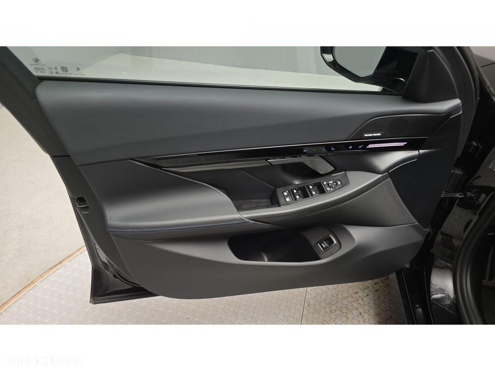 BMW Seria 5 - 17