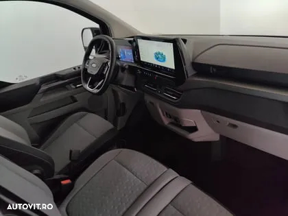 Ford Tourneo Custom Bus 320L 2.0 EcoBlue 170 CP 8AT L2H1 AWD Titanium - 8