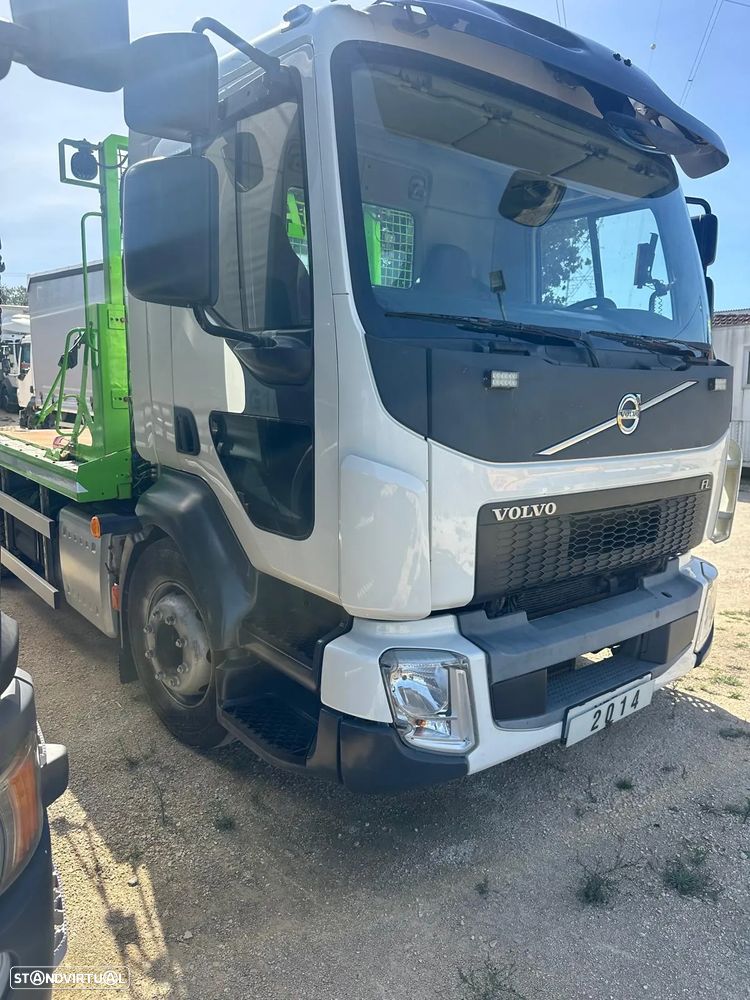 Volvo ESPECIAL PARA TRANSPORTE DE CAIXAS AMOVÍVEIS - 2