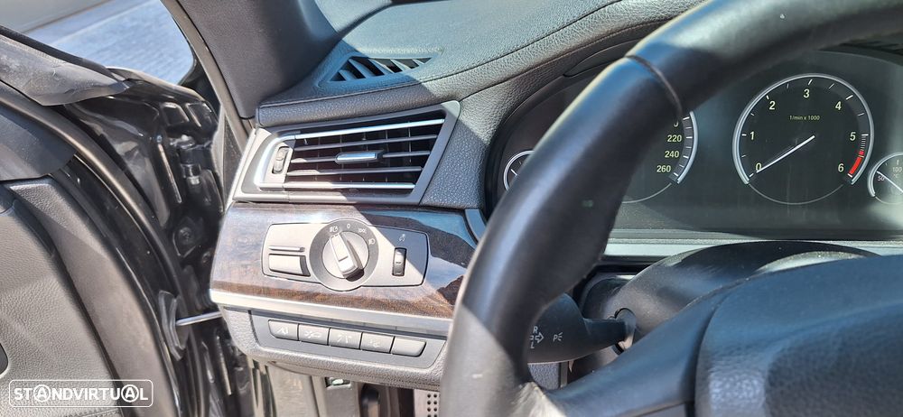 BMW 740 d xDrive Pack M - 10