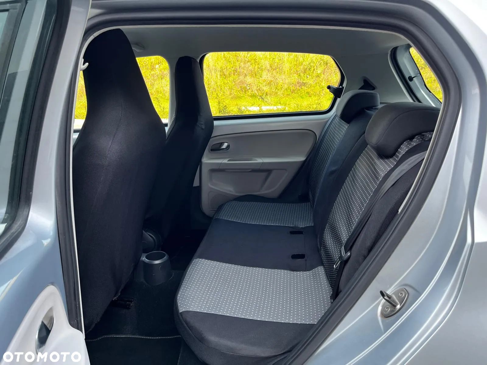 Volkswagen up! - 9