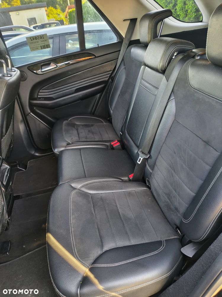 Mercedes-Benz ML 350 BlueTEC 4-Matic - 12
