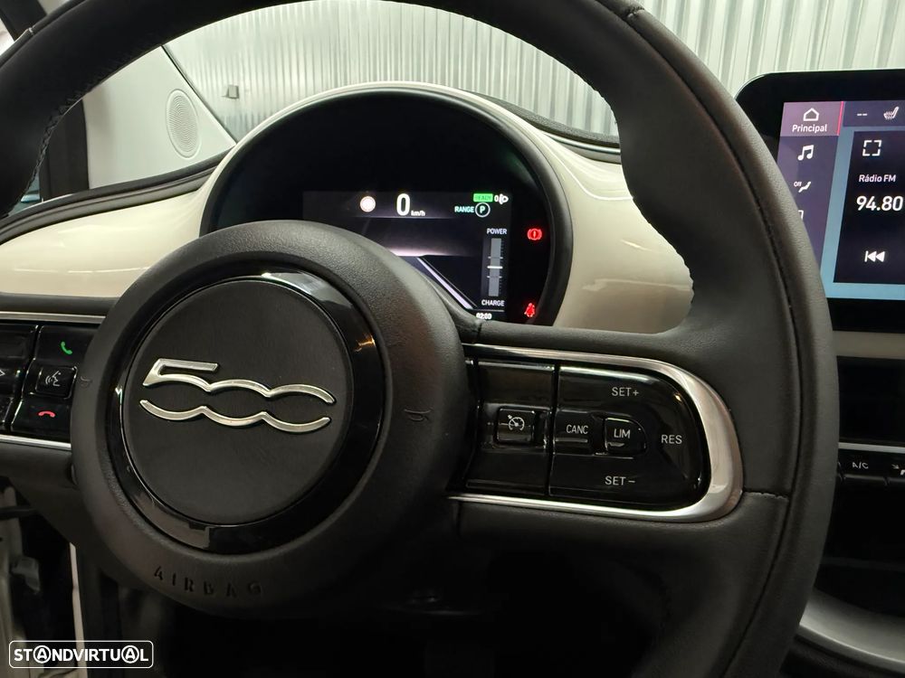 Fiat 500e 42 kWh Icon - 23