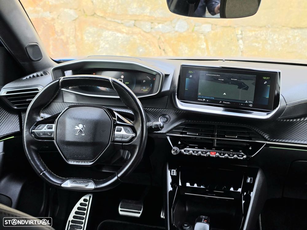 Peugeot e-2008 50 kWh GT - 44