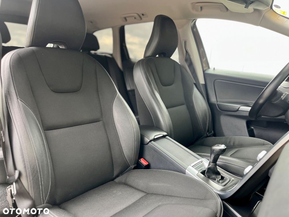 Volvo XC 60 - 22