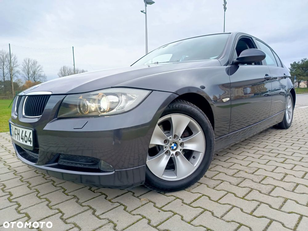 BMW Seria 3 318i - 3