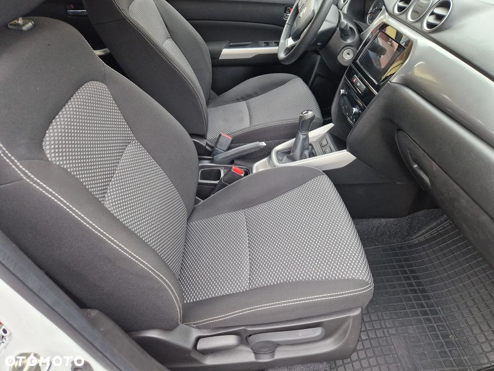 Suzuki Vitara 1.6 Premium 2WD - 20