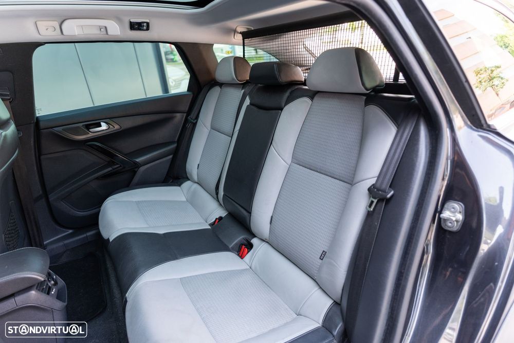 Peugeot 508 RXH 2.0 HDi Hybrid4 2-Tronic - 22