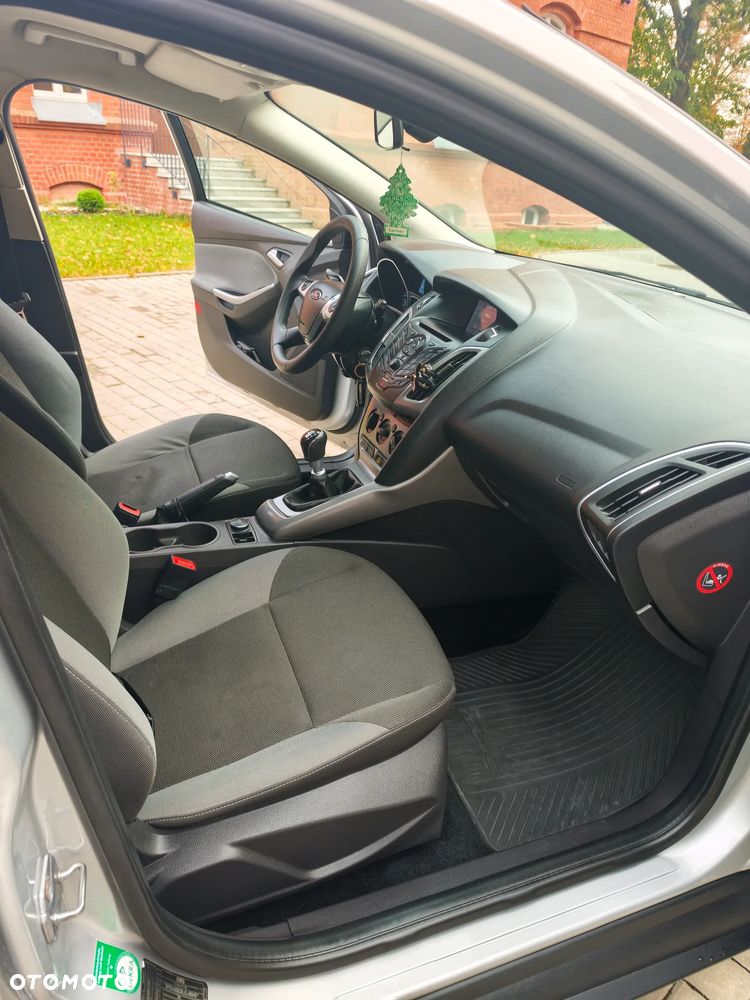Ford Focus - 18