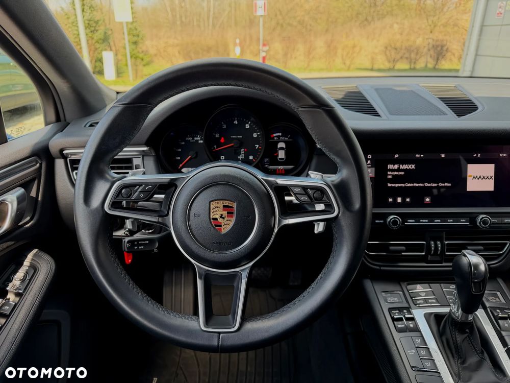Porsche Macan - 8