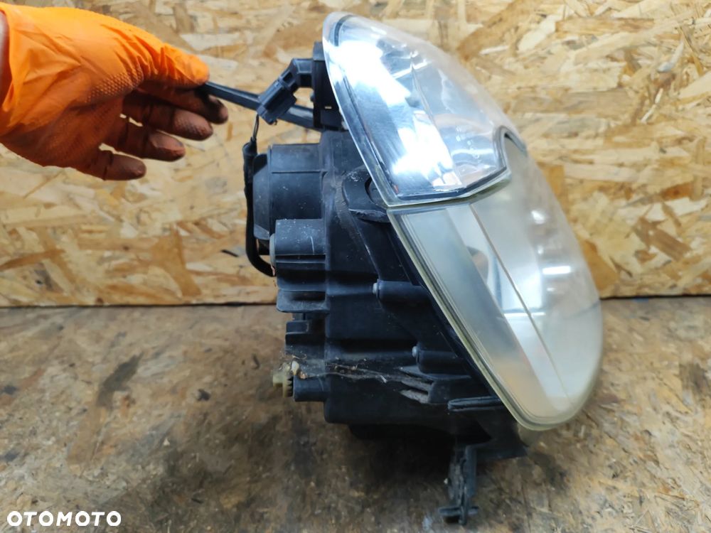 lampa przód prawa 8200301831 kompletna EUROPA do RENAULT Modus 04-08r - 4