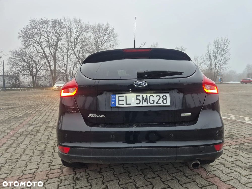 Ford Focus 1.5 EcoBoost Titanium ASS - 6