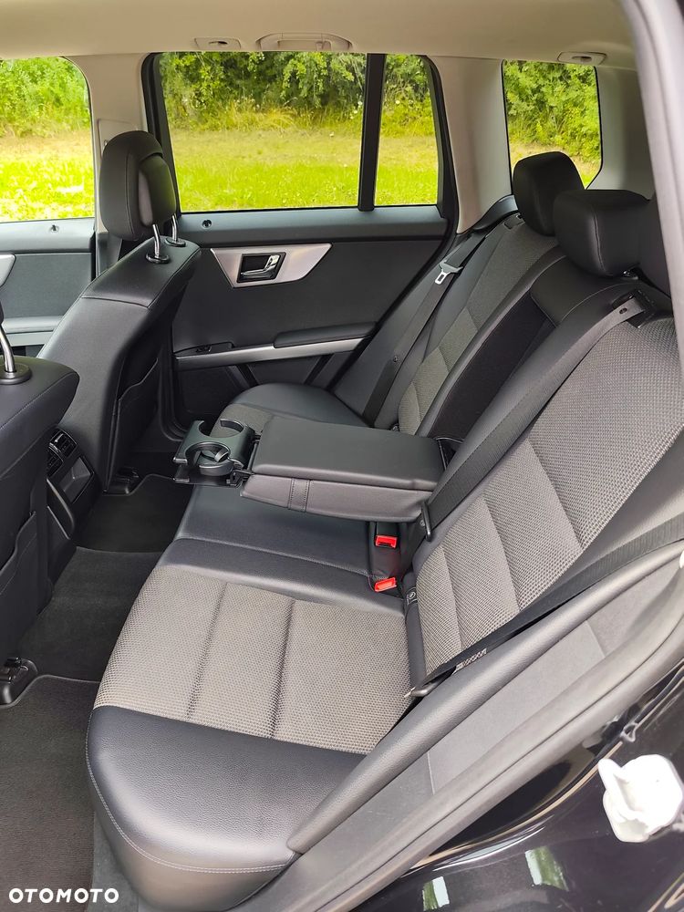 Mercedes-Benz GLK 220 CDI DPF 4Matic BlueEFFICIENCY 7G-TRONIC - 14