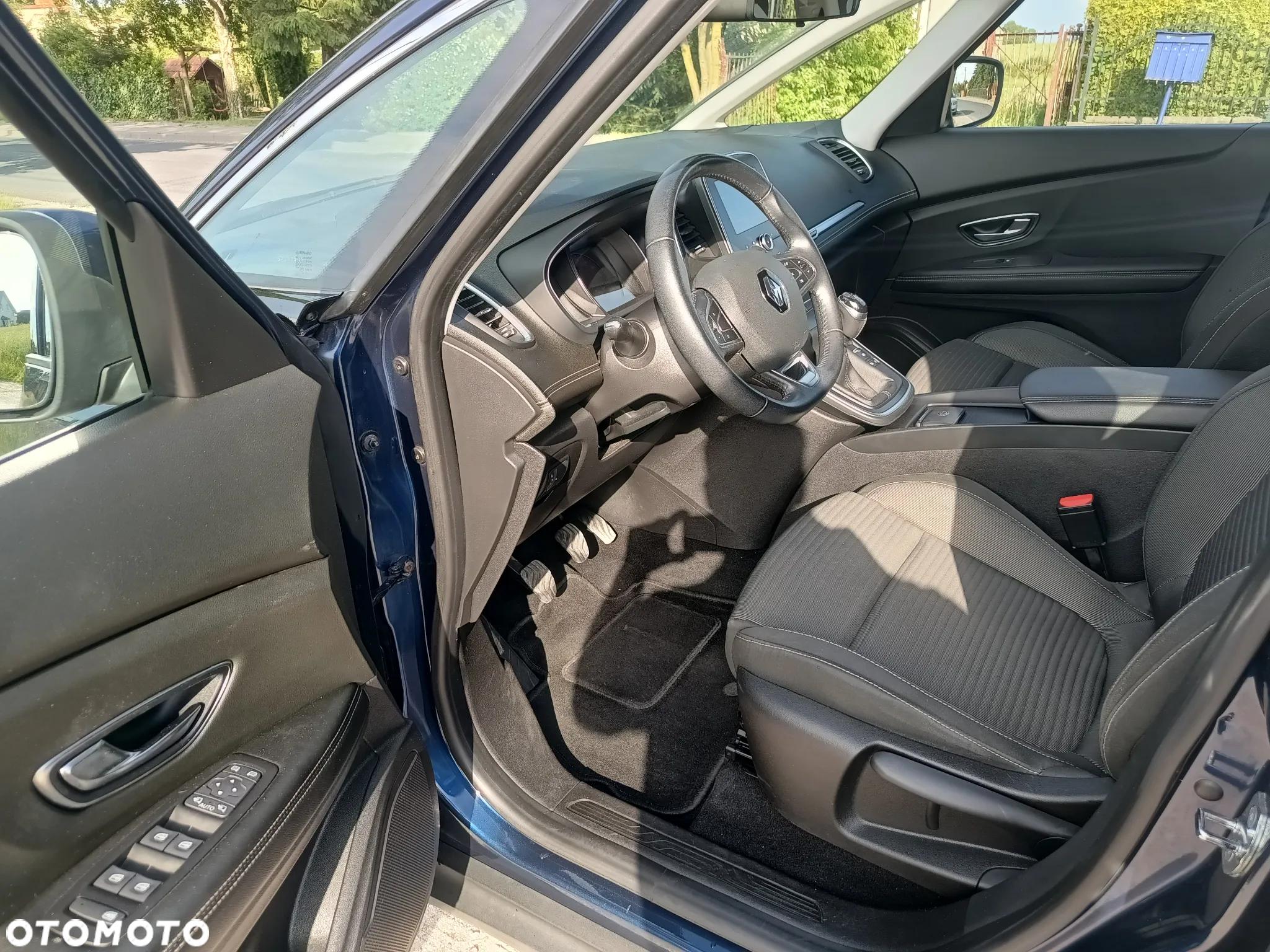 Renault Scenic - 8