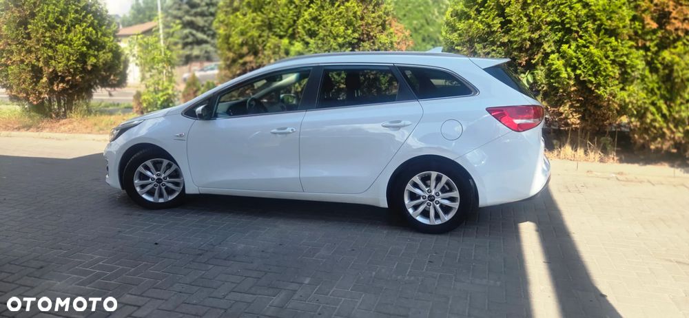 Kia Ceed 1.6 GDI Platinum Edition - 7