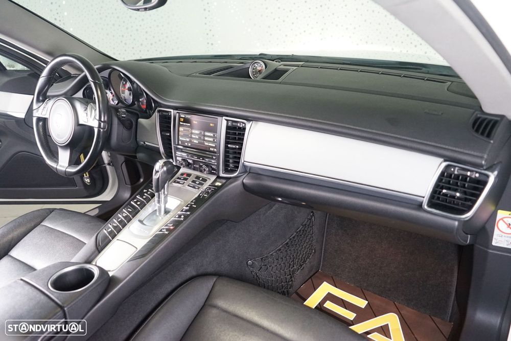 Porsche Panamera S Hybrid - 19