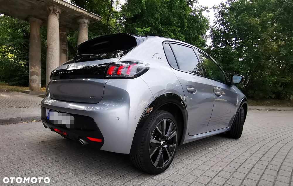 Peugeot 208 1.2 T Allure S&S - 12