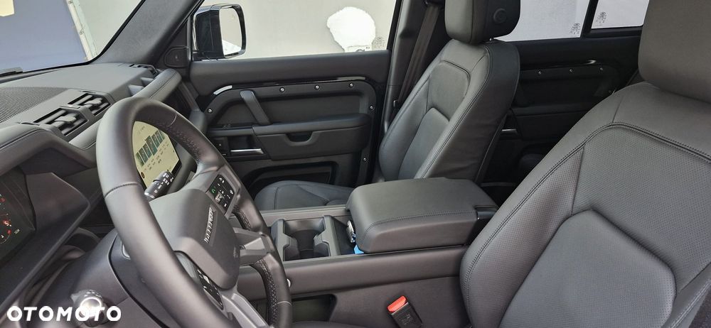 Land Rover Defender 3.0 D250 mHEV X-Dynamic HSE - 6