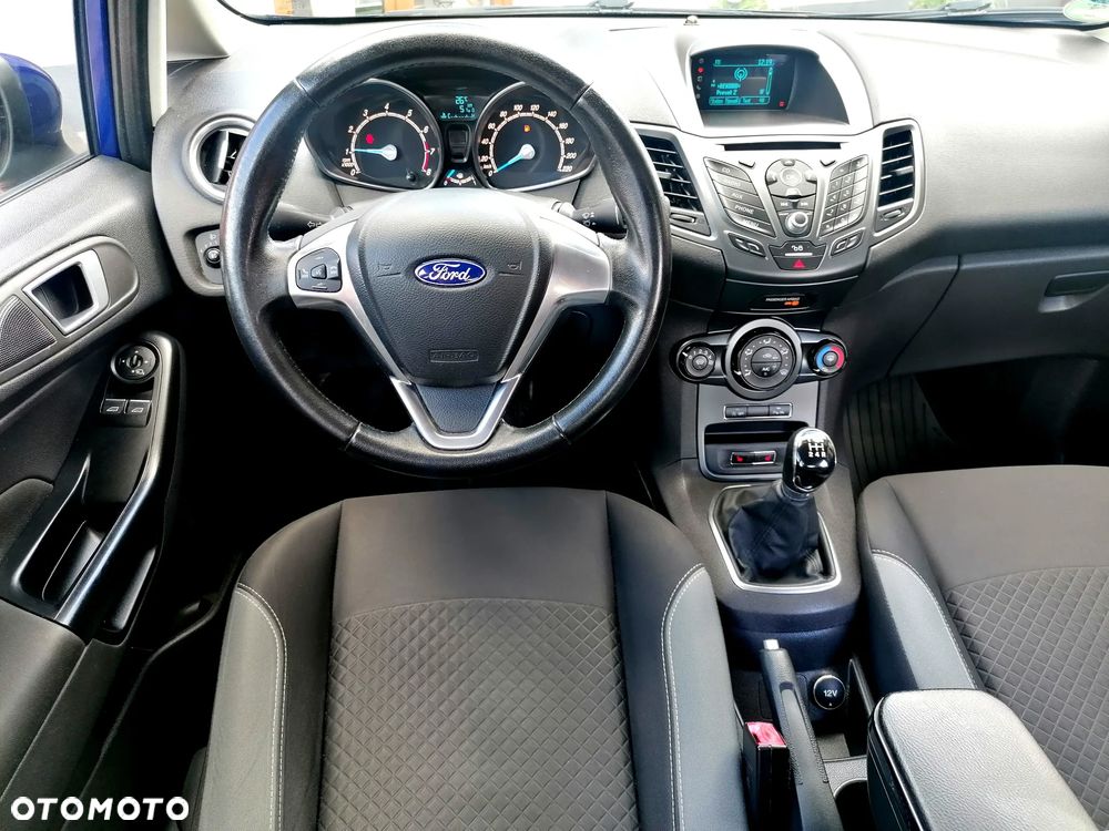 Ford Fiesta 1.0 EcoBoost Titanium - 11
