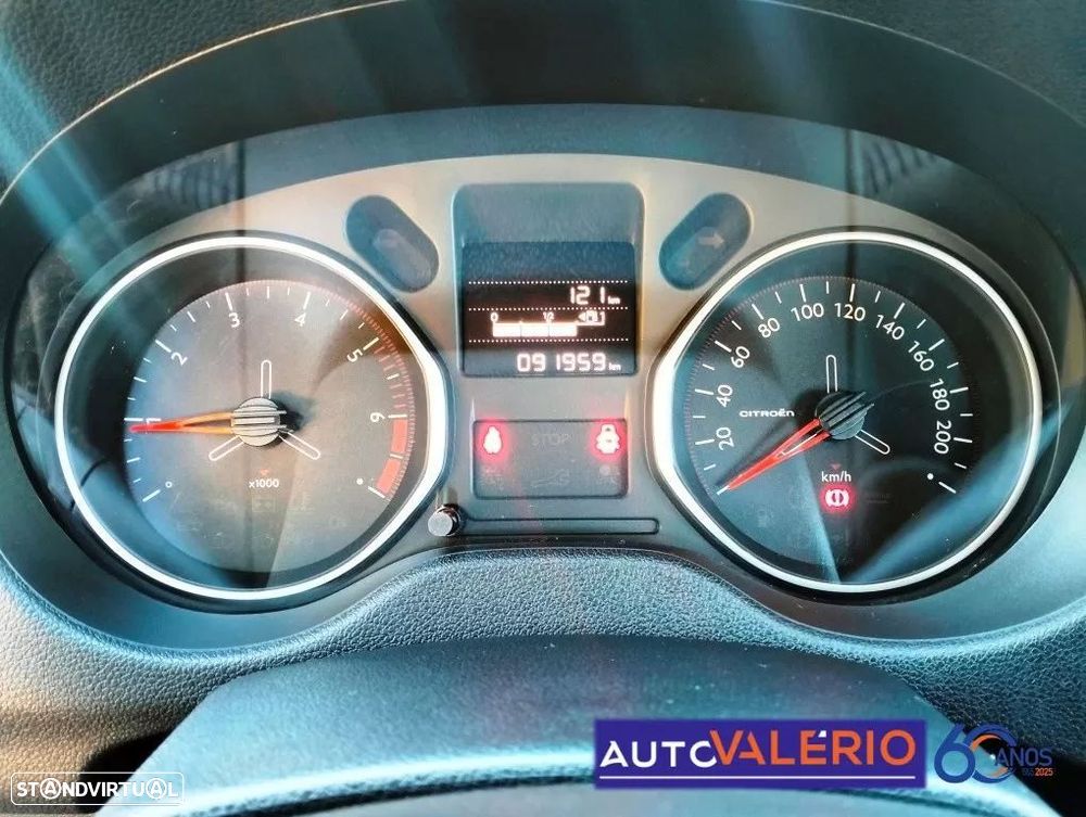 Citroën C-Elysée 1.5 BlueHDi Shine - 17