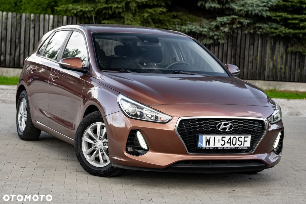Hyundai i30 1.0 T-GDI Family+ - 12
