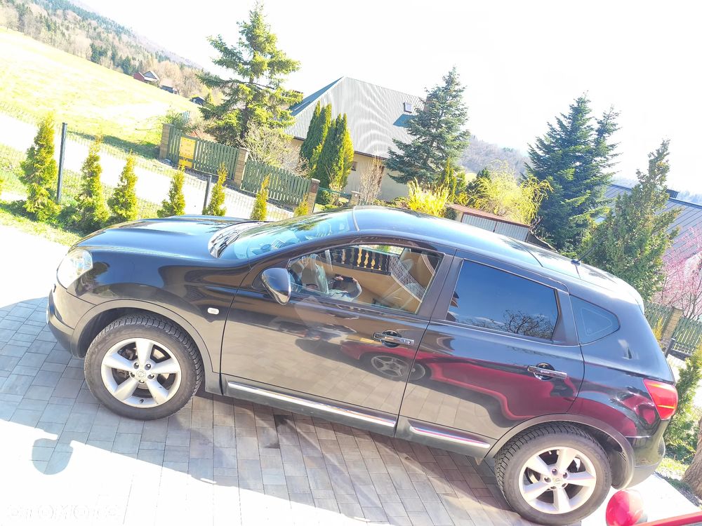 Nissan Qashqai 2.0 dCi 4x4 Tekna Premium - 9